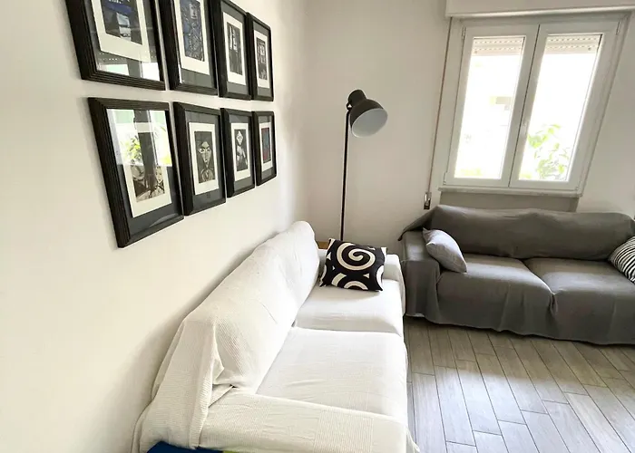 Moderno Sul Mare * 马里纳迪马萨